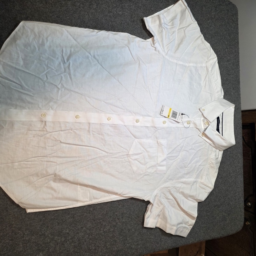 NWT Nautica Men's Medium White Shirt Sleeve Button Down Shirt 100% Cotton B2